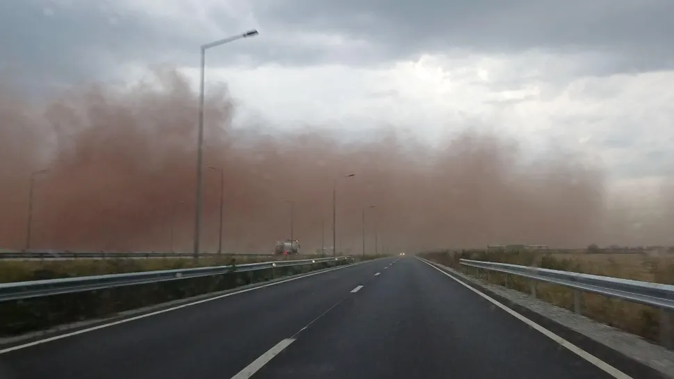 Cod galben ANM de vijelii, ploi torențiale și grindină. Zonele afectate în următoarele zile