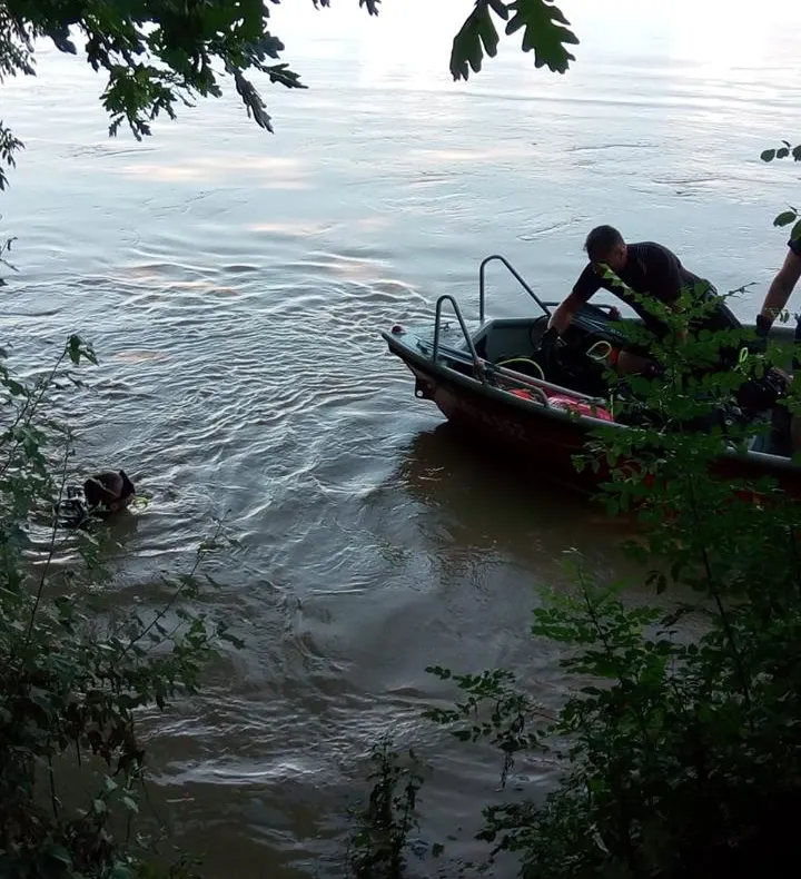 Trupul neînsuflețit al fetiței dispărute în Vedea a fost găsit astăzi