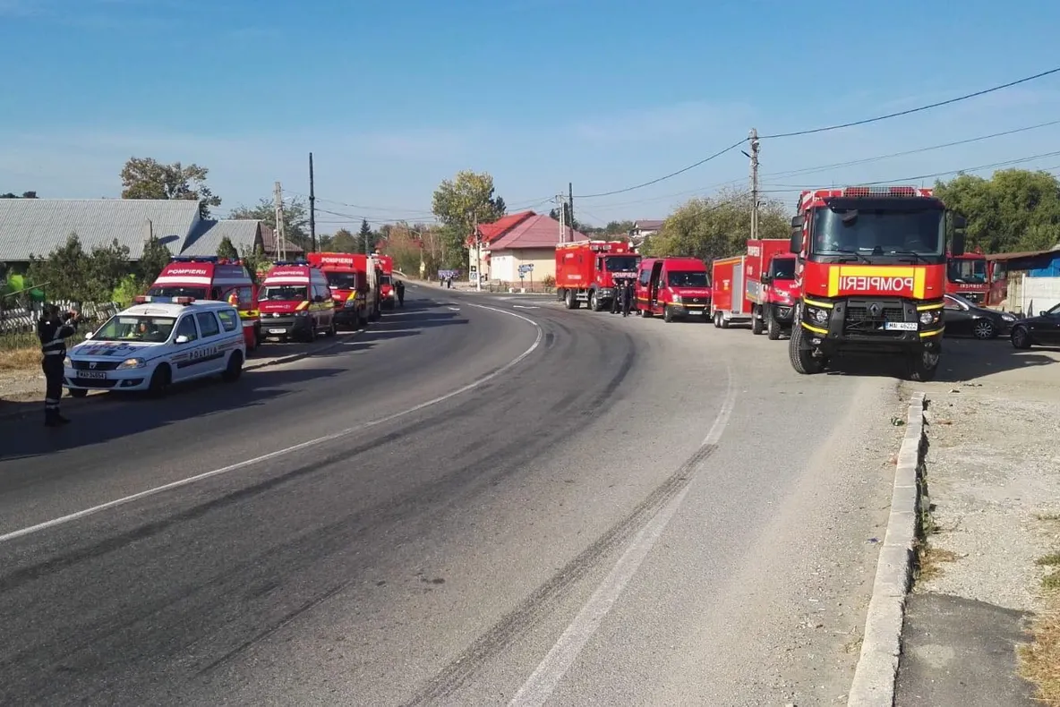 ATENȚIE, EXERCIȚIU! 100 pompieri teleormăneni au plecat la simularea Seismului 2018
