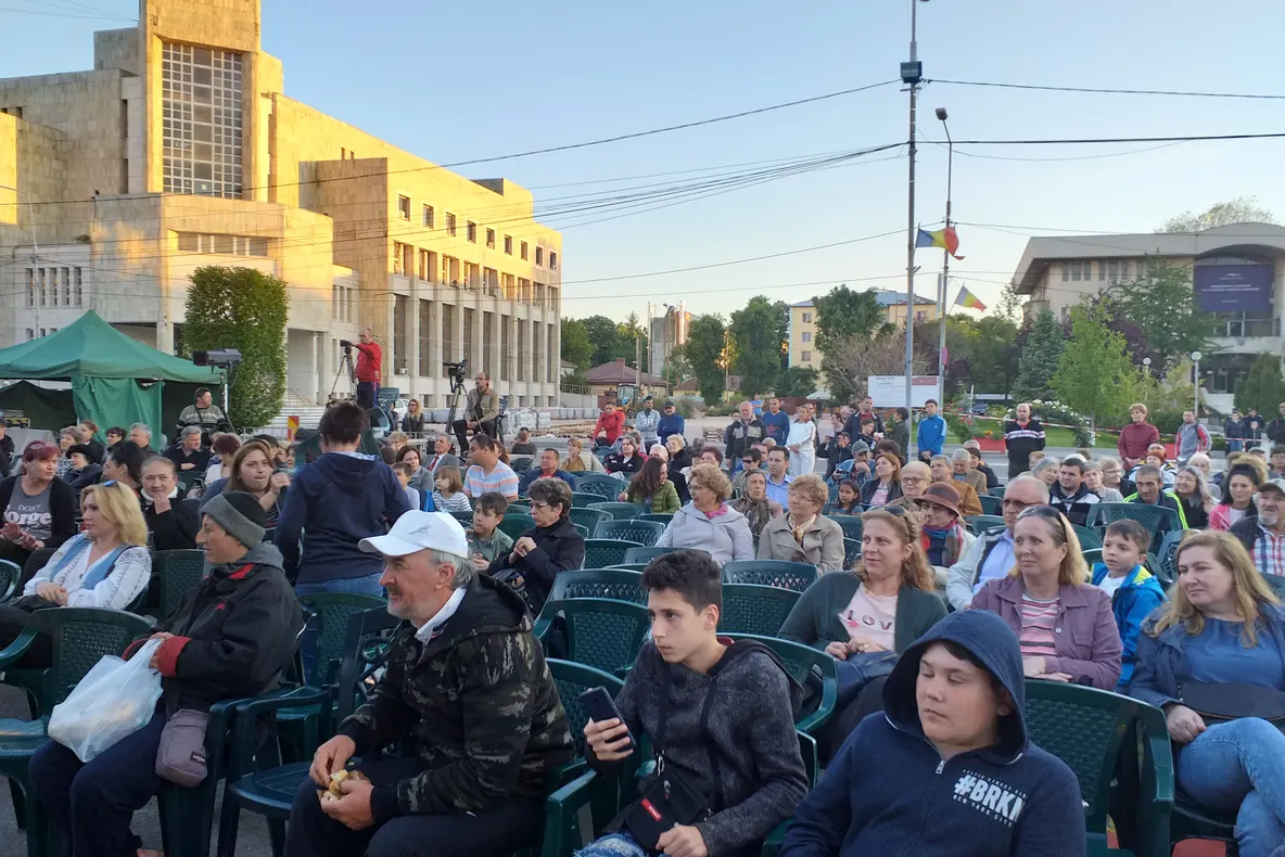 Nume mari ale folkului românesc, în concert la Alexandria