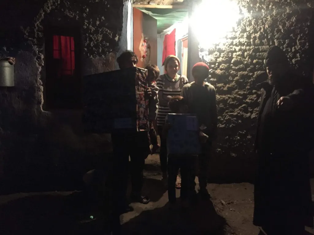 La început de an școlar și tu poți aduce un zâmbet unor copii
