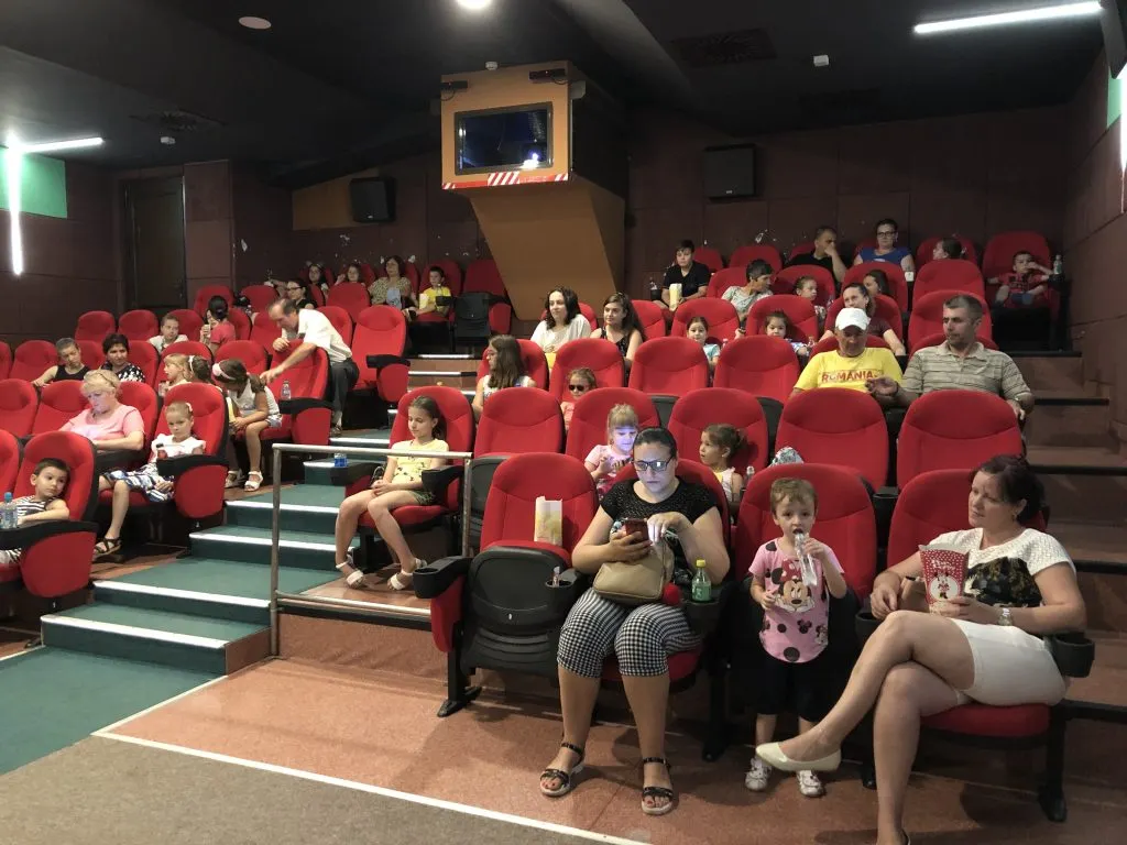 În plină vacanță, elevii din Alexandria se pot relaxa într-un mod distractiv
