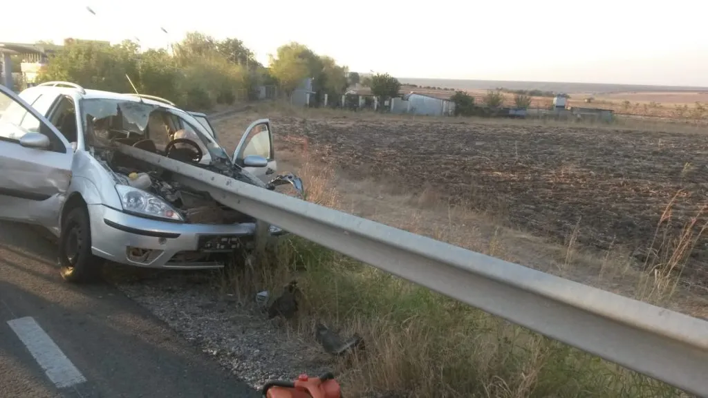 Și-a văzut moartea cu ochii, dar a scăpat miraculos dintr-un accident rutier