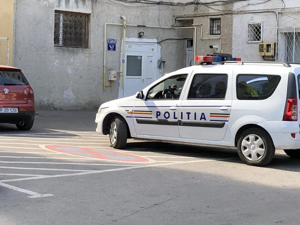 Mai presus de lege! Poliția rutieră și autospeciala ”Control trafic”, oprite pe INTERZIS