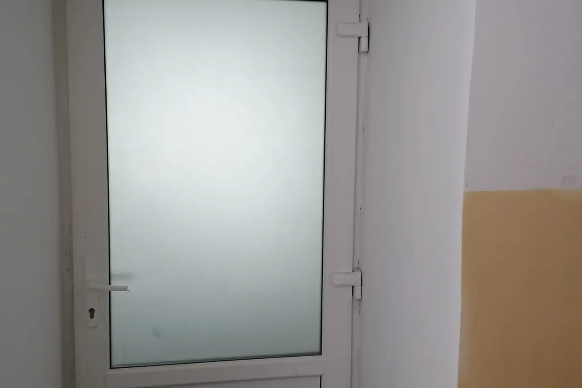 Toaletă la preț de apartament în comuna Buzescu
