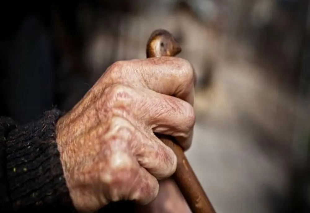 Alocarea Guvernului pentru asistenţa socială acoperă doar primele cinci luni ale anului