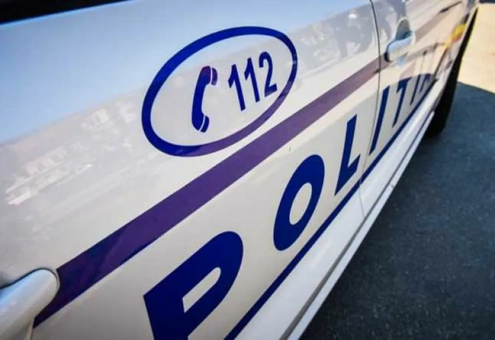 Accident rutier, în Teleorman. O autospecială de poliţie, implicată