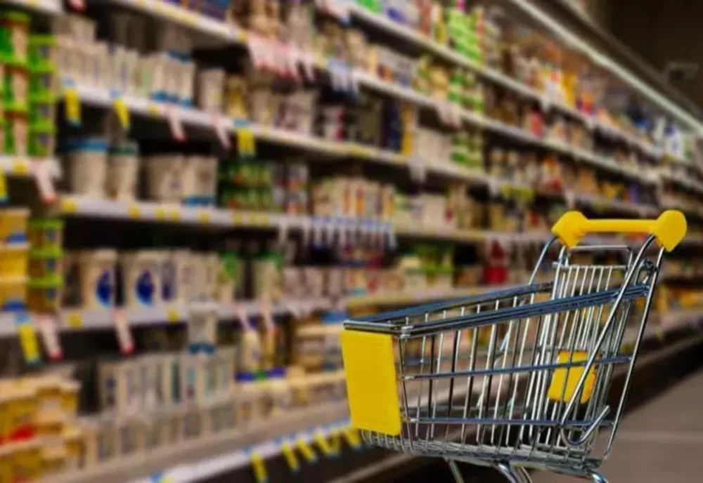 GUVERNUL RENUNȚĂ LA PLAFONAREA PREȚURILOR LA ALIMENTE DE LA 1 OCTOMBRIE