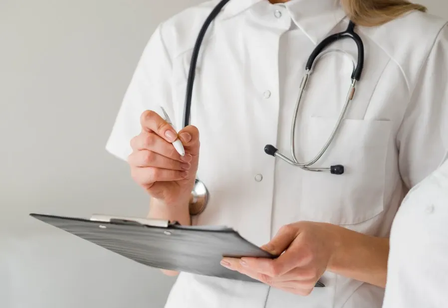 Schimbare majoră la medic. Programările online are putea deveni obligatorii. Ce se întâmplă cu istoricul medical?