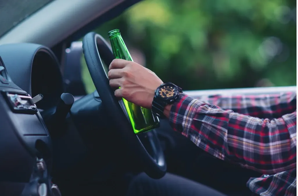 Dacă ai condus băut o dată, nu mai pornești mașina fără test de alcool