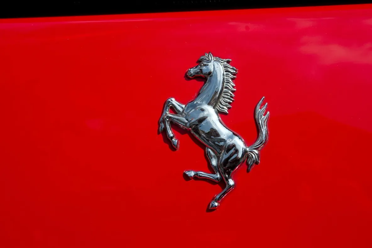 Ferrari intră în era electrică. A lansat Luce, modelul de peste 500.000 de euro