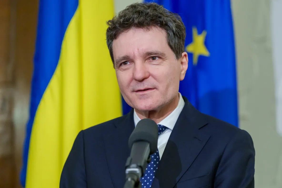 Nicușor Dan promulgă legile PNRR adoptate de Parlament. Codul urbanismului, printre actele normative vizate