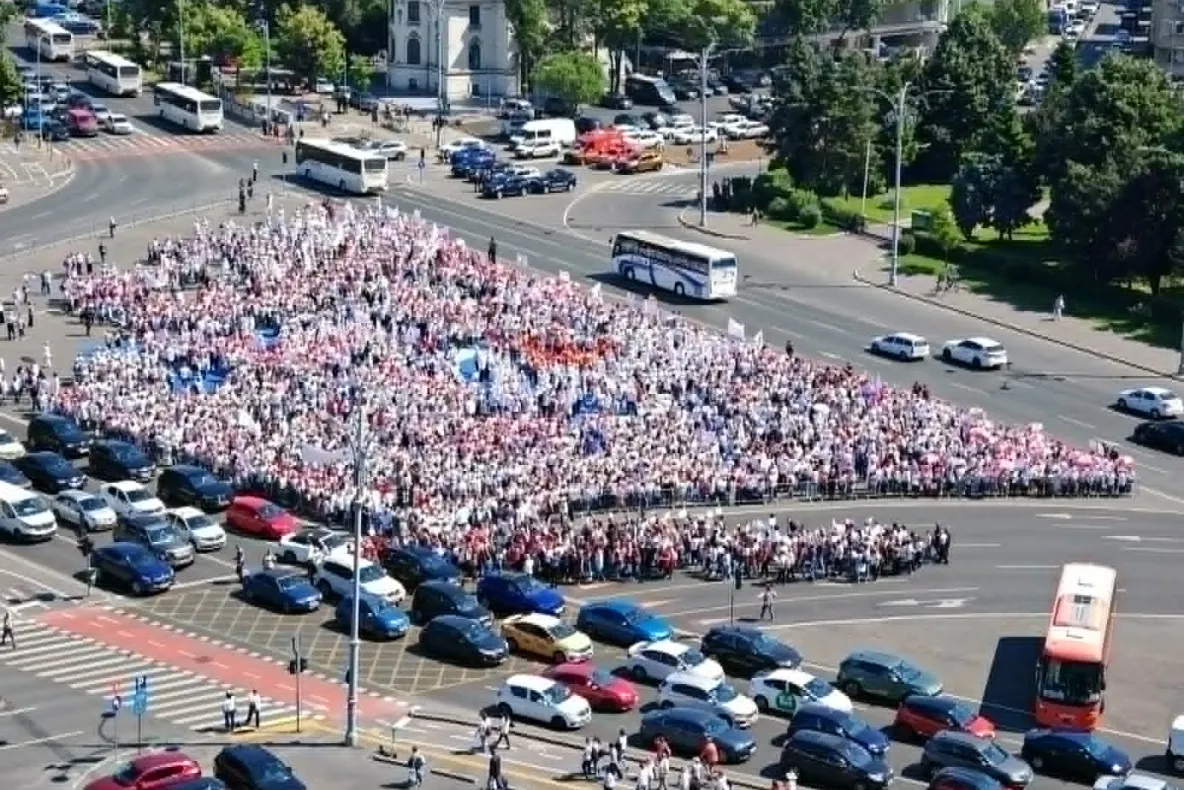 20.000 de angajați din Sănătate ies astăzi în stradă: PROTEST masiv împotriva noii legi a salarizării