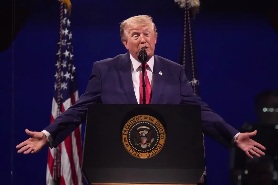 Trump aruncă în aer summitul NATO! „Sunt supărat pe Alianță” și anunță blocarea relațiilor comerciale cu o țară aliată