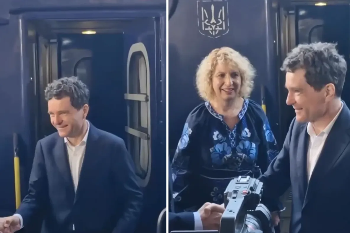 Nicușor Dan a ajuns la Kiev cu trenul, pentru Summitul Ucraina–Europa de Sud-Est - VIDEO