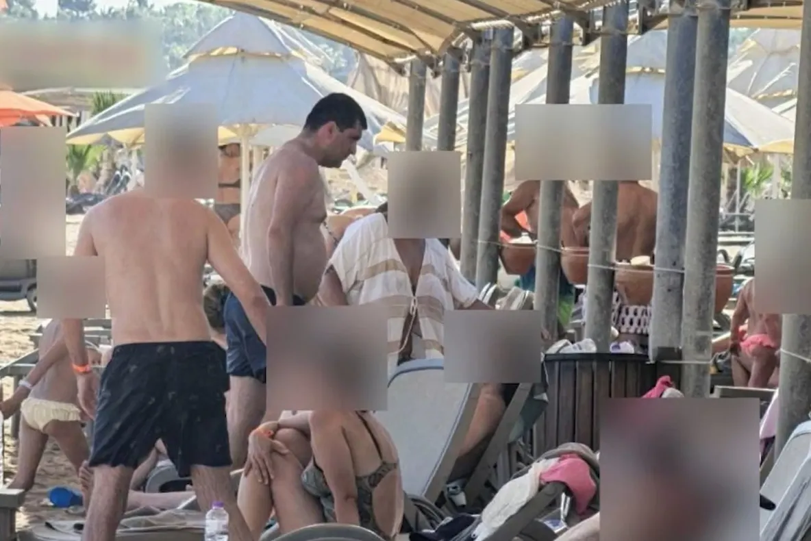Radu Miruță, la plajă într-o locație de lux, în plin scandal pe legea salarizării. Reacția ministrului