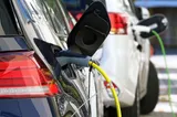 Vehiculele electrice, la mare căutare printre români