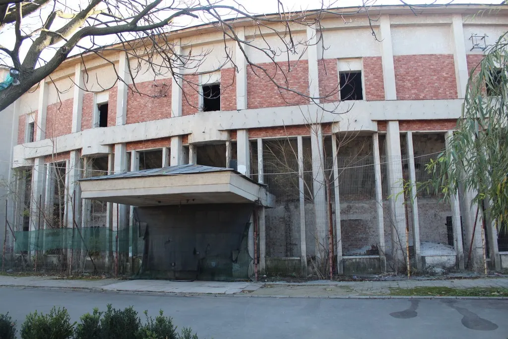 cinematograful-Patria-în-prezent-1-1024x683