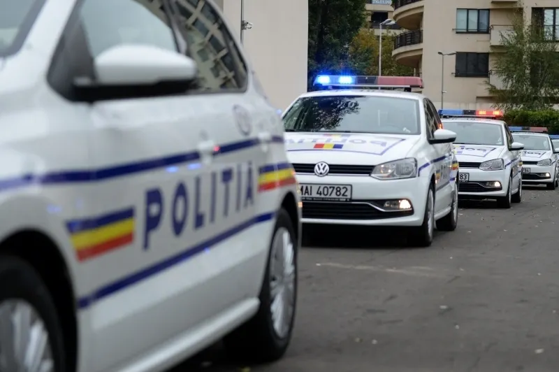Volkswagen-Polo-politia-romana