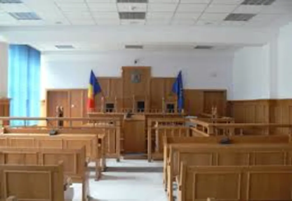 Polițiști condamnați definitiv pentru luare de mită, abuz în serviciu și fals intelectual