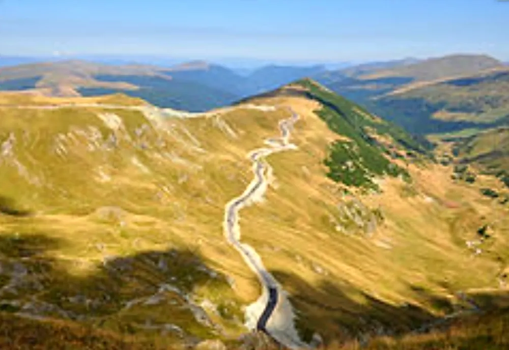 Trafic închis pe Transalpina, timp de două zile