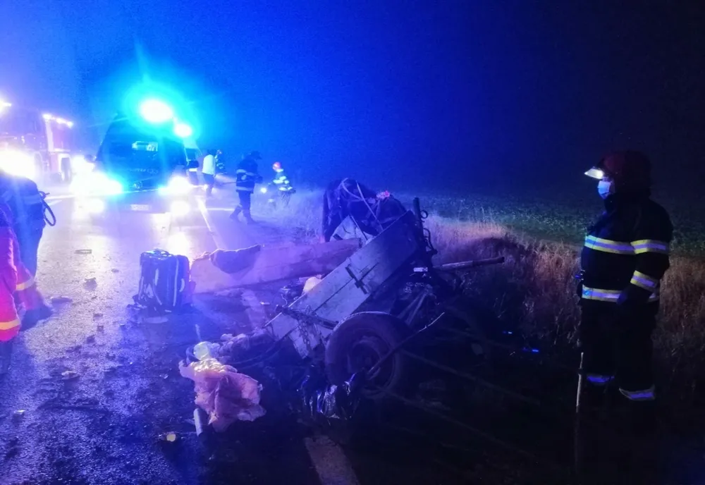 VIDEO. Accident, pe E 70, între Plosca şi Buzescu. Un bărbat, la spital