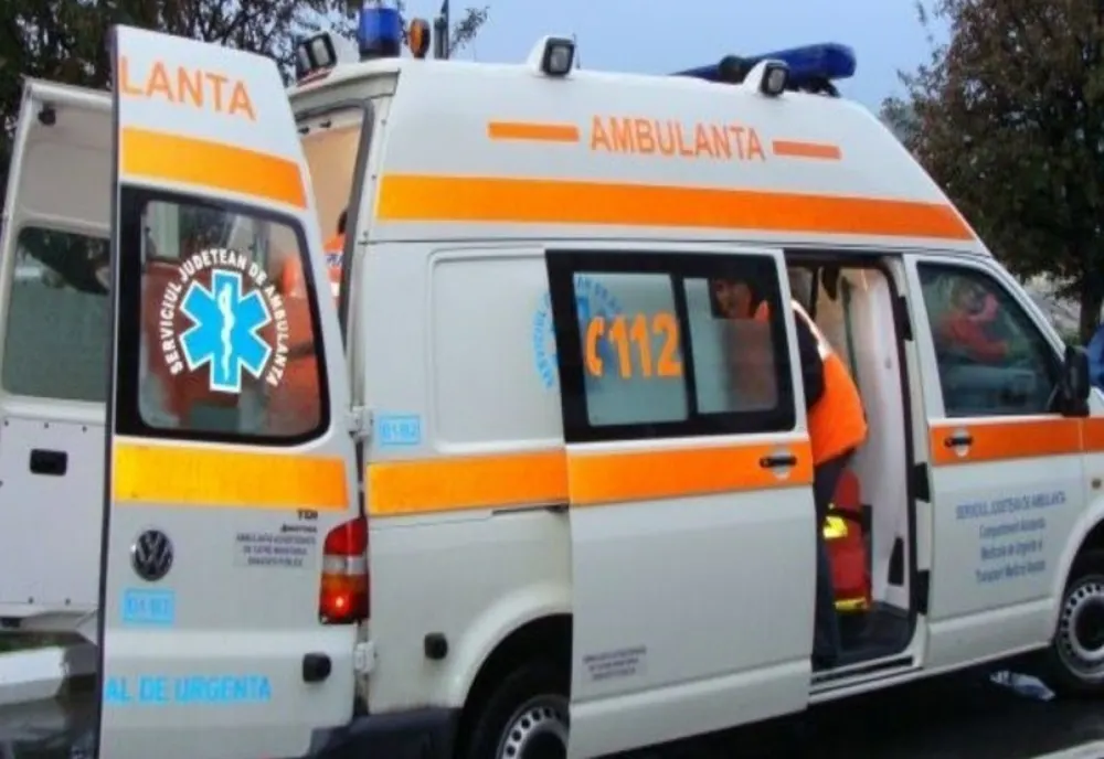Patru persoane rănite în urma unui accident rutier