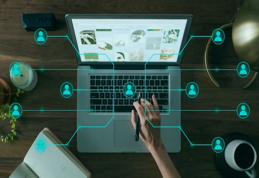 Miliardari americani, investiții curate în România, fără implicarea statului. Familiile Păunescu și Păcuraru susțin cluburile de presă și de afaceri