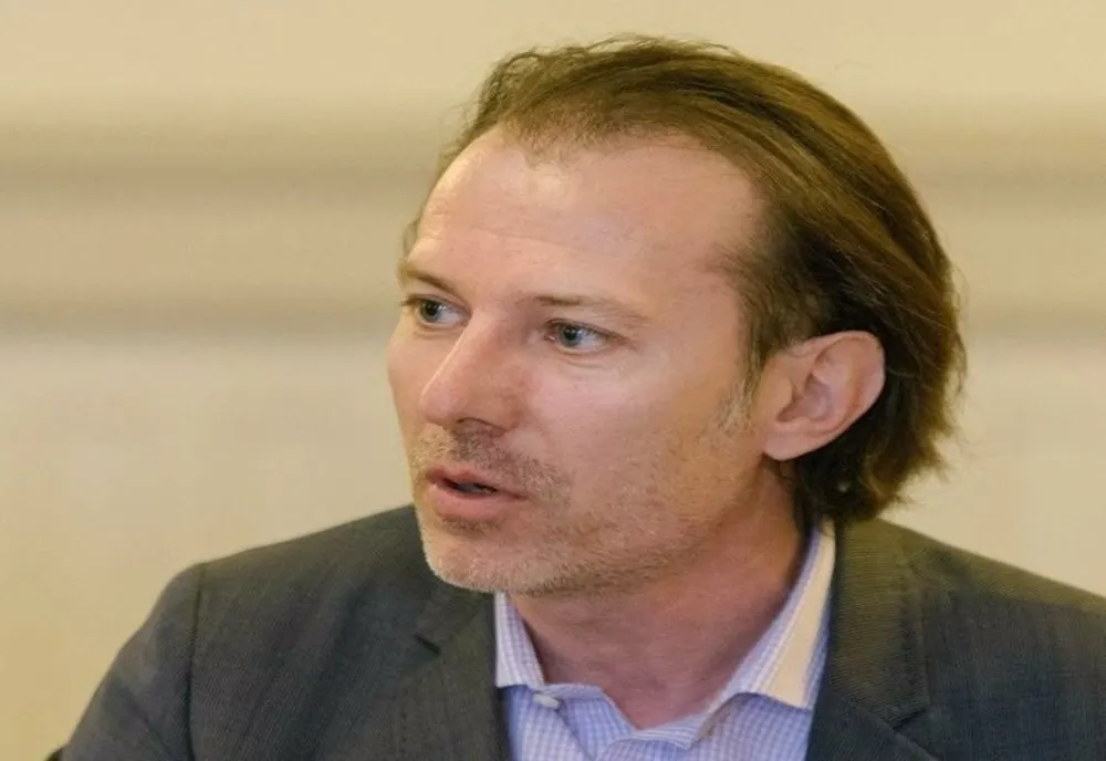 FLORIN CÎȚU: ROMÂNIA ÎN PRAGUL FALIMENTULUI