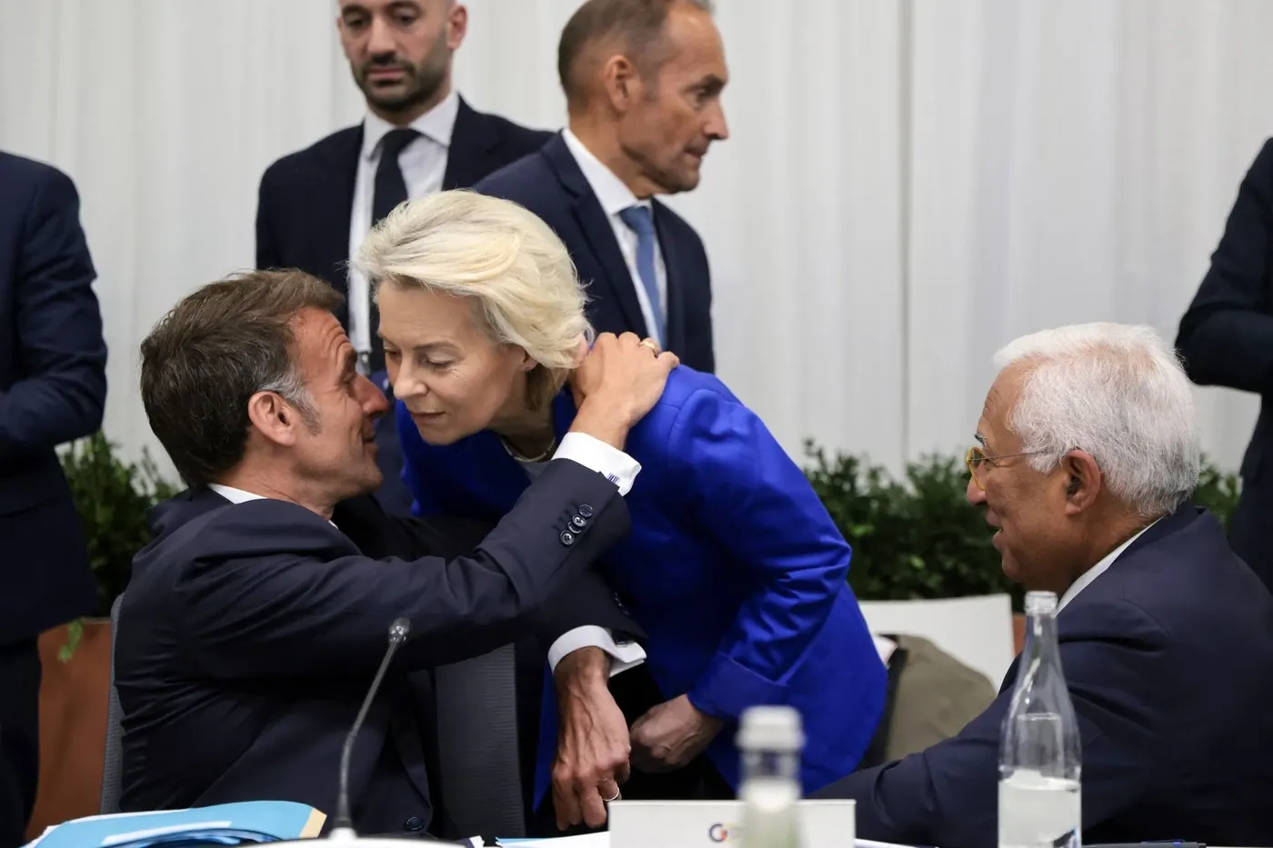 Emmanuel Macron și Ursula von der Leyen / Profimedia