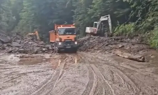 Lucrări Transalpina / Facebook: Reporter de Alba