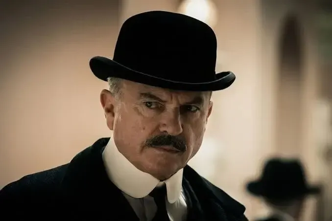 Sam Neill