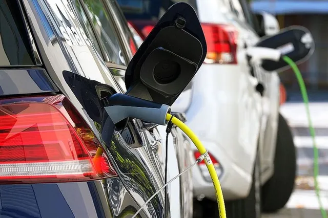 Vehiculele electrice, la mare căutare printre români