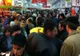 Îmbulzeală la un supermarket din Alexandria: zeci de oameni s-au călcat în picioare pentru carne de porc - VIDEO