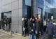 Sute de oameni stau la coadă pentru schimbarea contractelor de furnizare a energiei electrice